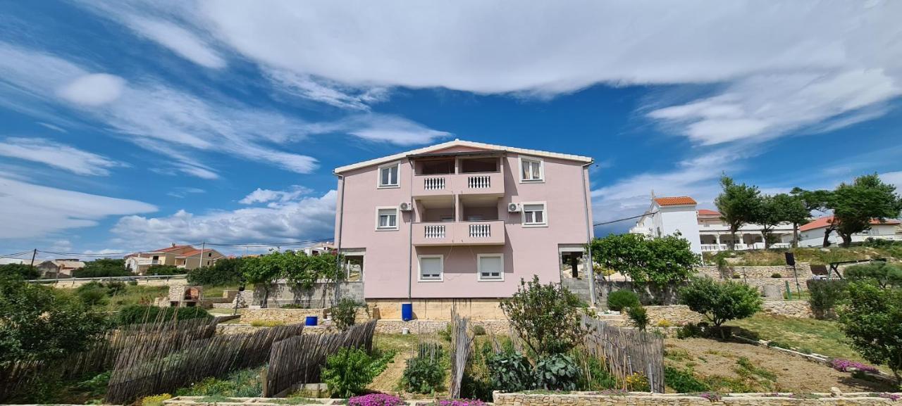 Apartmani Cesar Rtina Εξωτερικό φωτογραφία