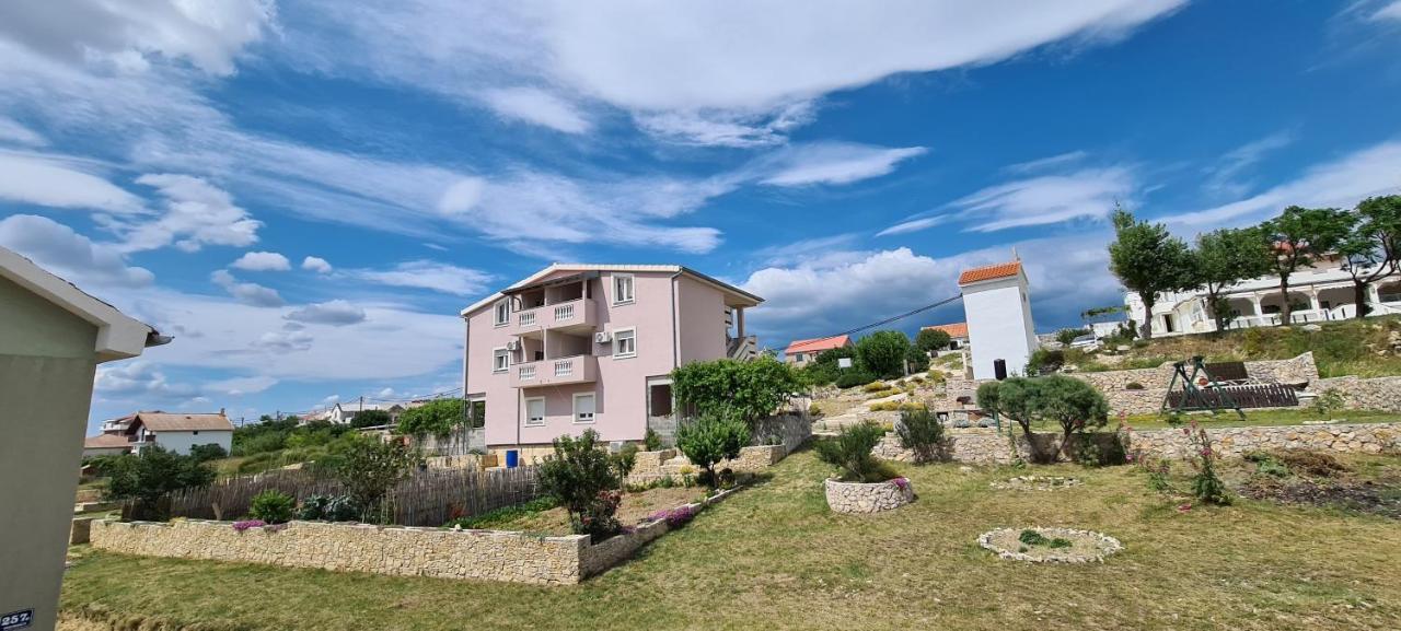 Apartmani Cesar Rtina Εξωτερικό φωτογραφία
