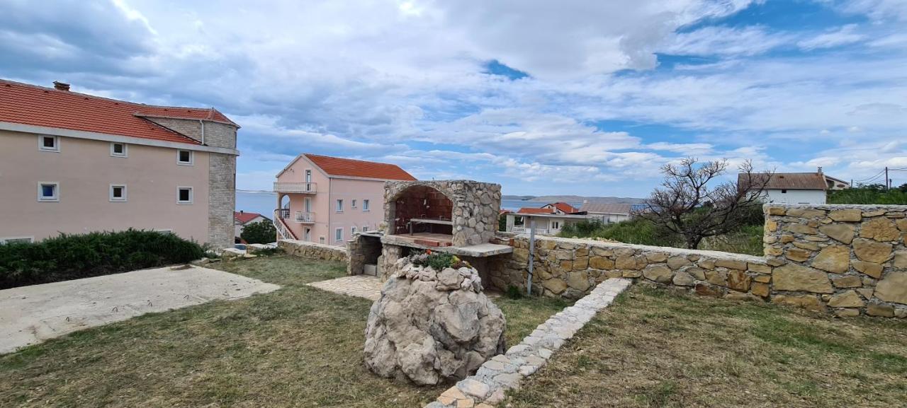 Apartmani Cesar Rtina Εξωτερικό φωτογραφία