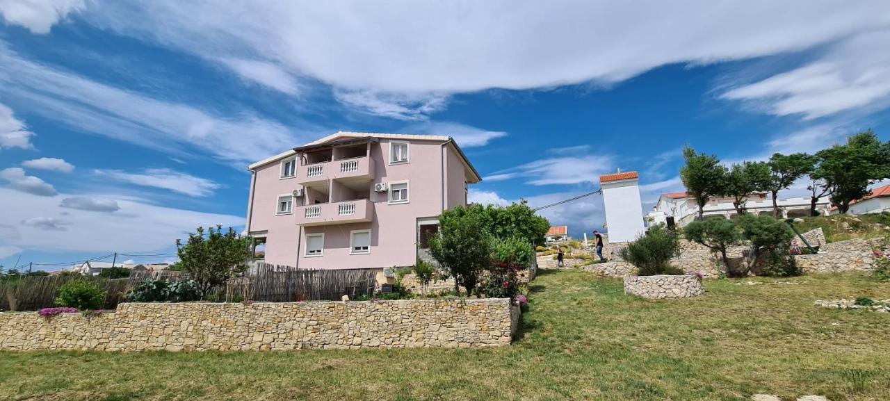 Apartmani Cesar Rtina Εξωτερικό φωτογραφία