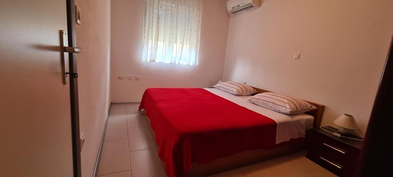 Apartmani Cesar Rtina Εξωτερικό φωτογραφία