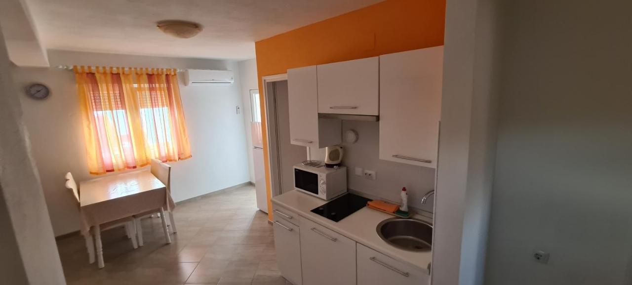 Apartmani Cesar Rtina Εξωτερικό φωτογραφία