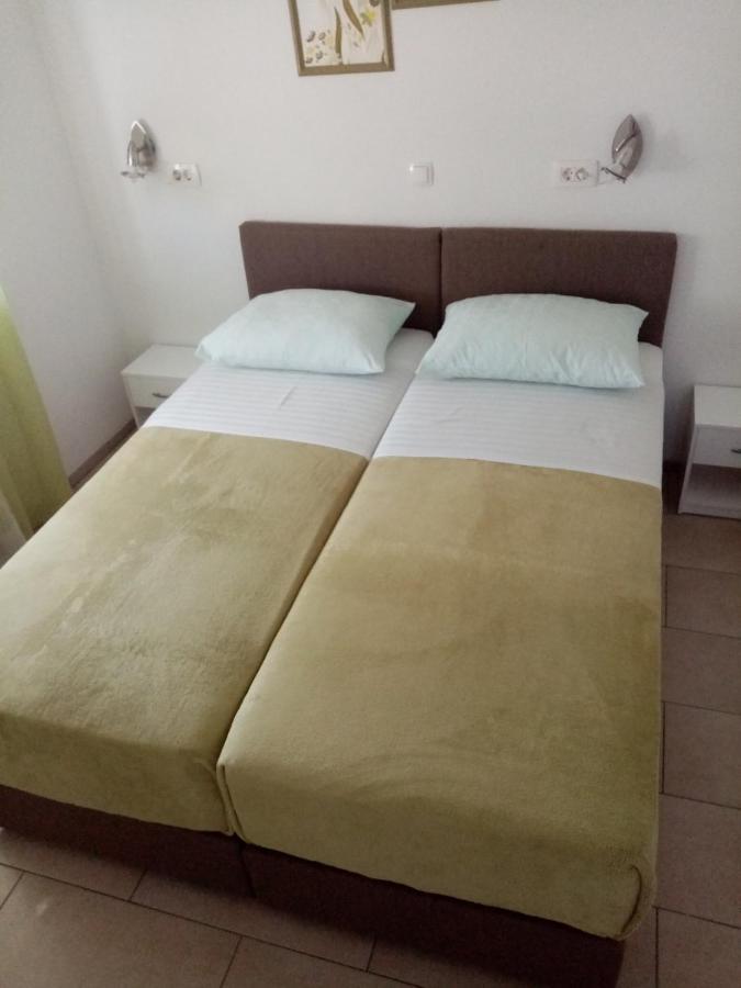 Apartmani Cesar Rtina Εξωτερικό φωτογραφία