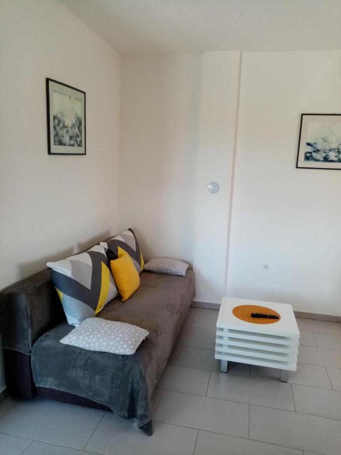 Apartmani Cesar Rtina Εξωτερικό φωτογραφία