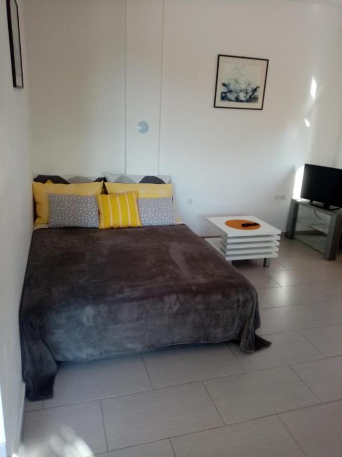 Apartmani Cesar Rtina Εξωτερικό φωτογραφία