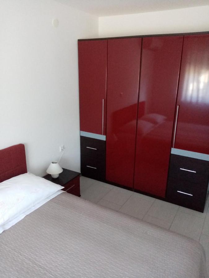 Apartmani Cesar Rtina Εξωτερικό φωτογραφία